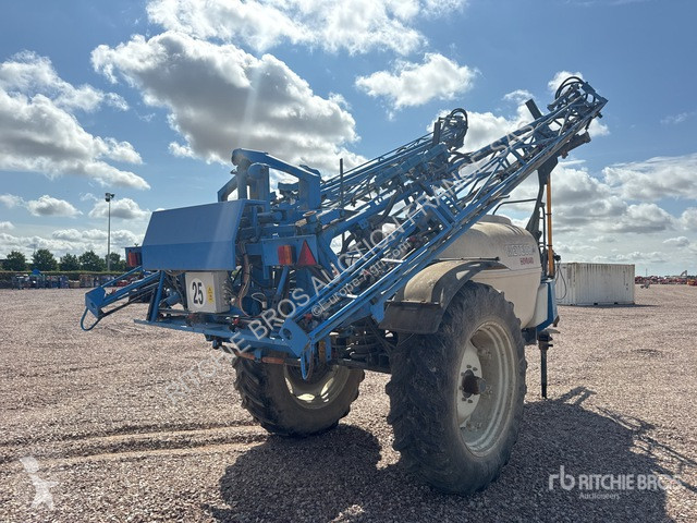 Evrard  Meteor 2500 Plus spraying