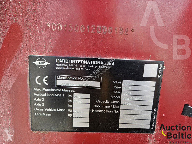 Hardi Commander 4500 spraying