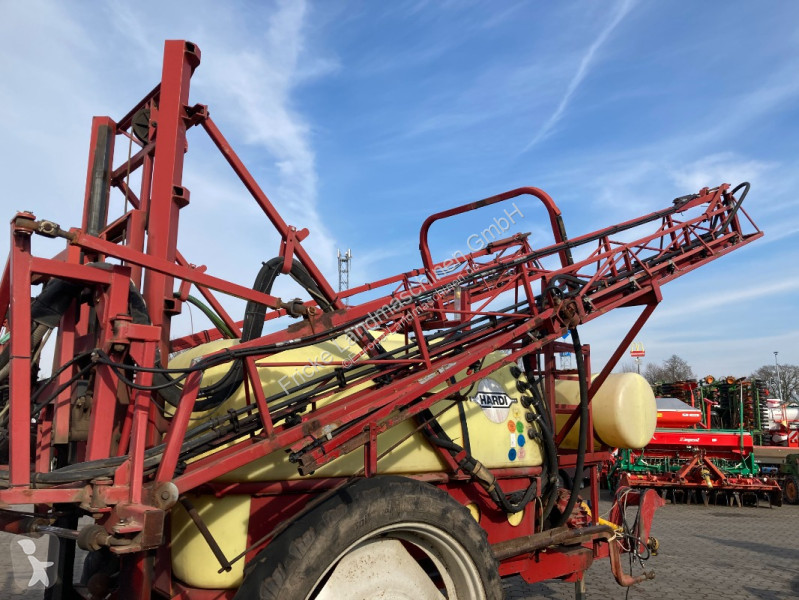 Pulverización Hardi  TZY 2400