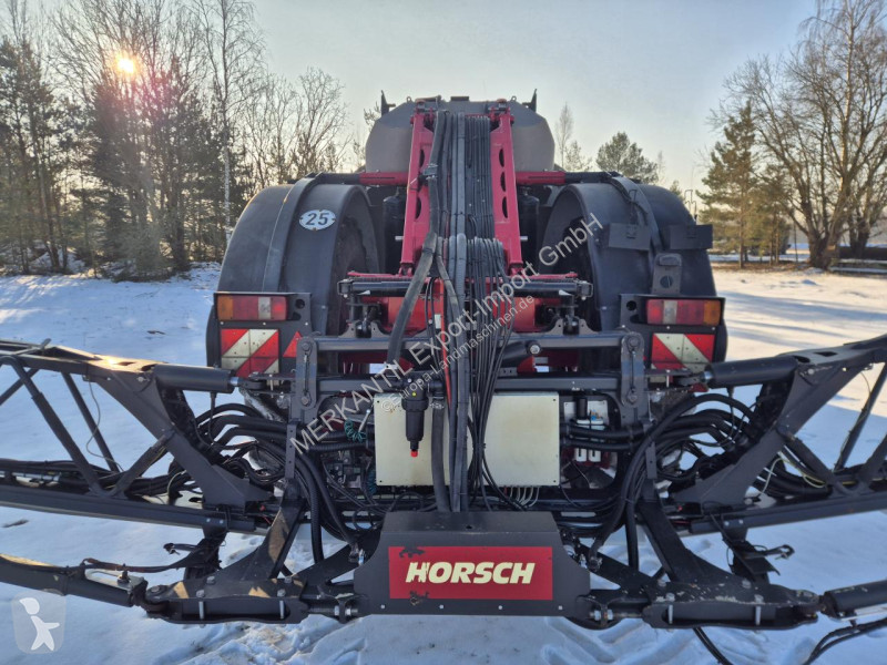 Pulvérisation Horsch  Leeb GS8 36m