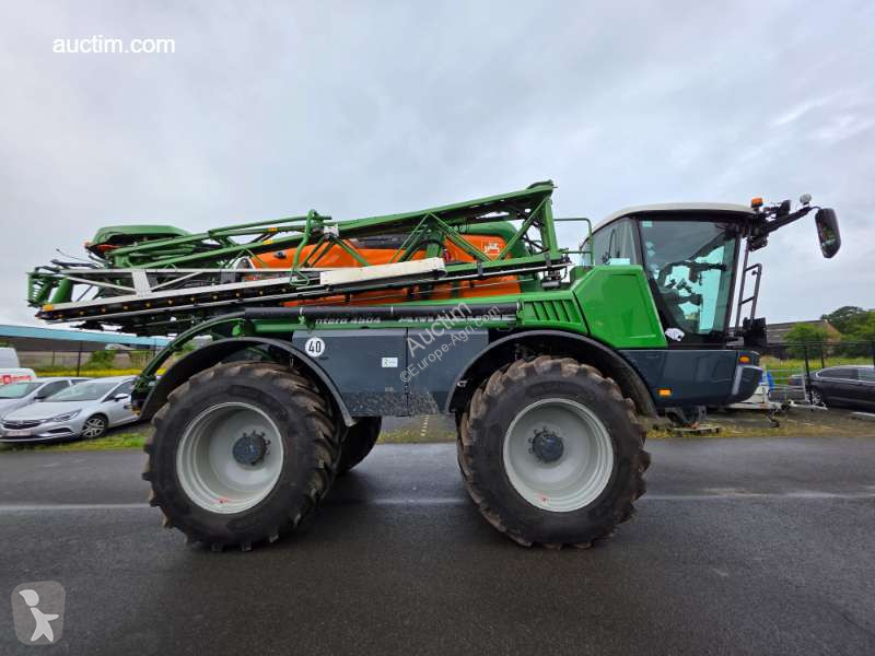 Amazone pantera 4504 spraying