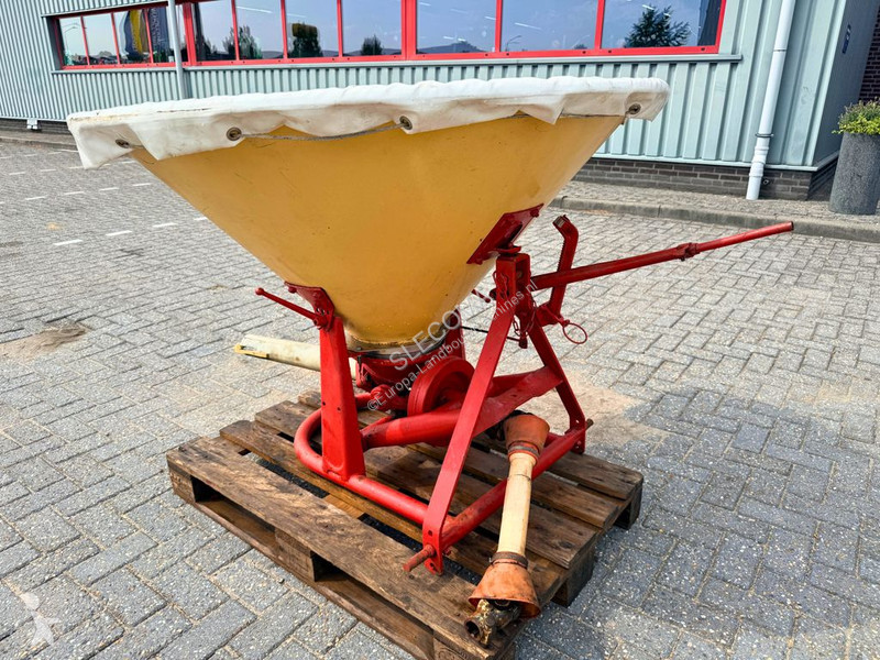 Besprutning Vicon PS603 Pendelstrooier