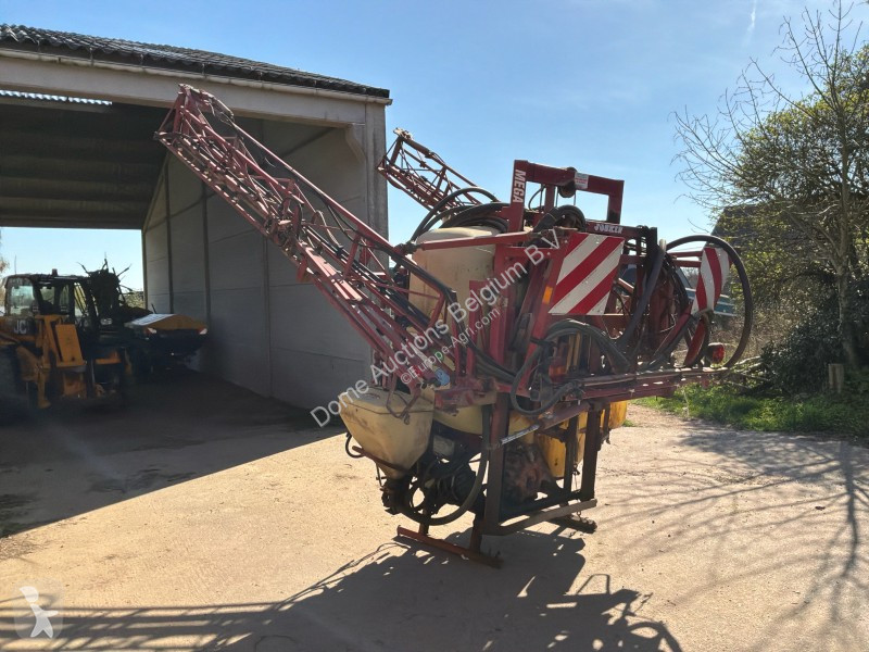 Hardi 361 -ME-1000-EC5-18-LHY spraying