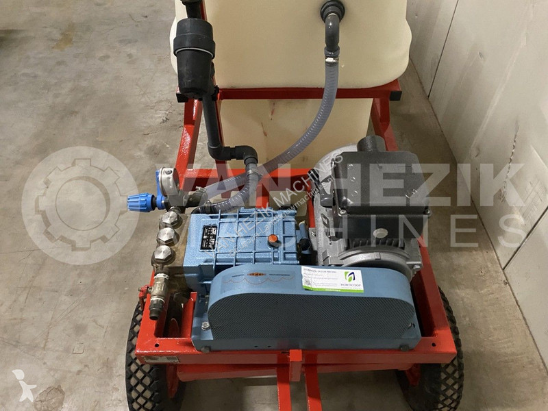 Pulvérisation  Brinkman spuitwagen 1000 ltr