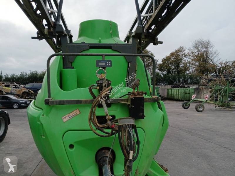 Tecnoma TTECNIS 6000 spraying