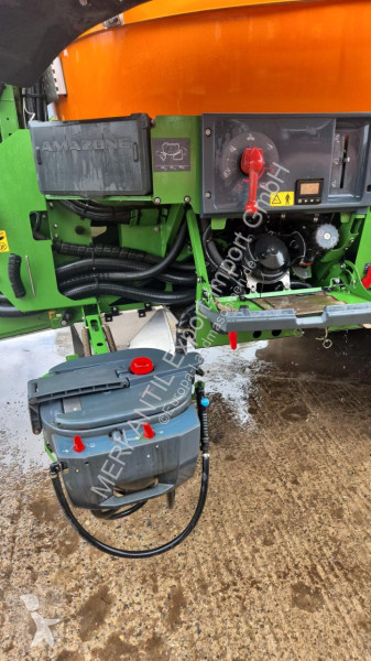 Amazone  UX 11201 Super spraying
