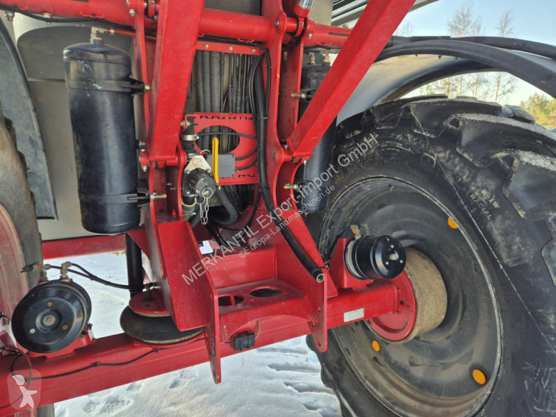 Pulvérisation Horsch  Leeb GS8 36m