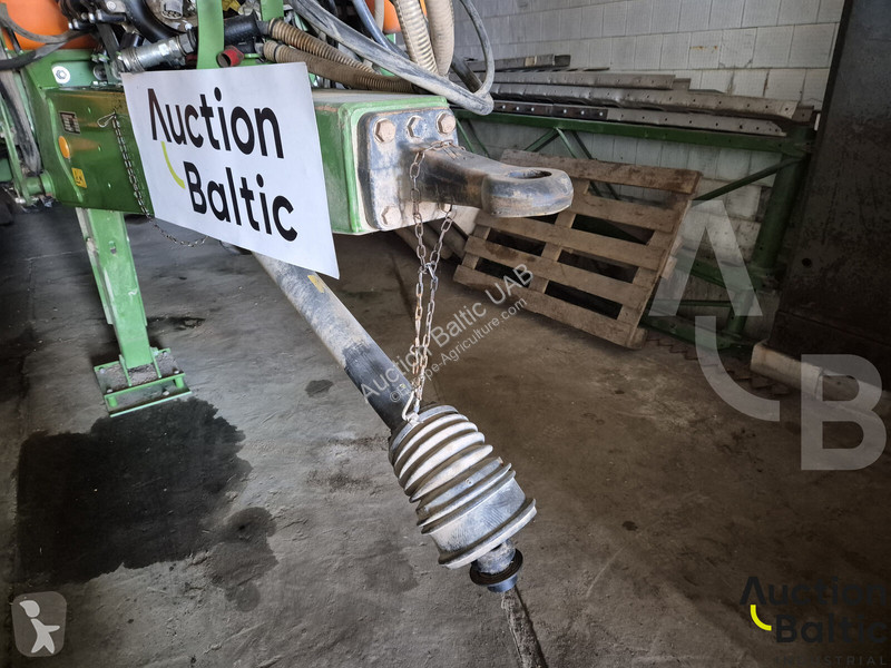 Besprutning Amazone UX 5200