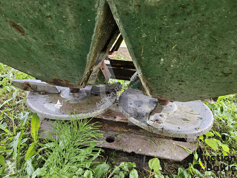 Sprøjtning  mašinų gamykla TRB-1200
