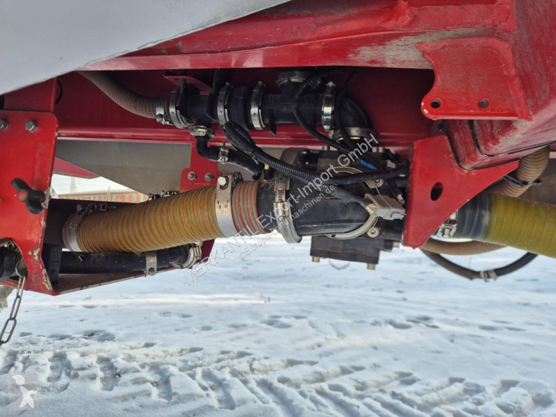 Pulvérisation Horsch  Leeb GS8 36m