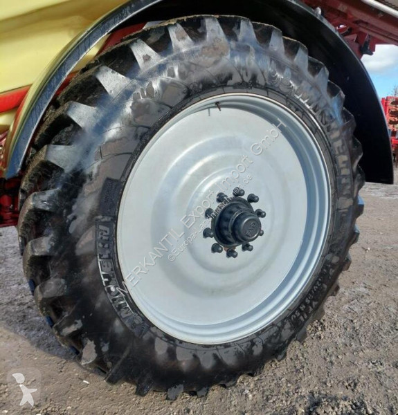 Pulverización Hardi  Commander 7000i – 36 m Twin