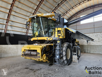Moissonneuse-batteuse New Holland