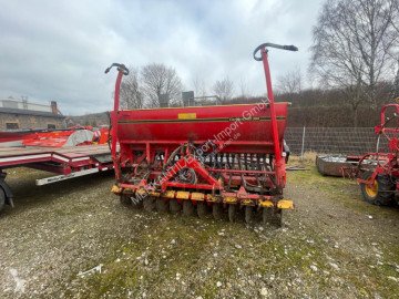 Semoir Väderstad Carrier Drill D300