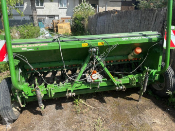 Semănătoare în linie Amazone