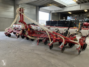 Kverneland precision seed drill