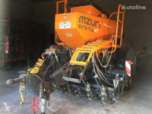 Seminatrice combinata MZURI ProTill 4 T