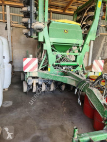 Semoir John Deere 750A occasion