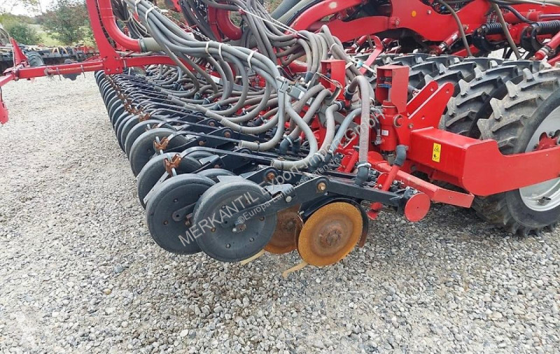 Semănătoare Horsch  Focus 6 TD mit DuoDrill