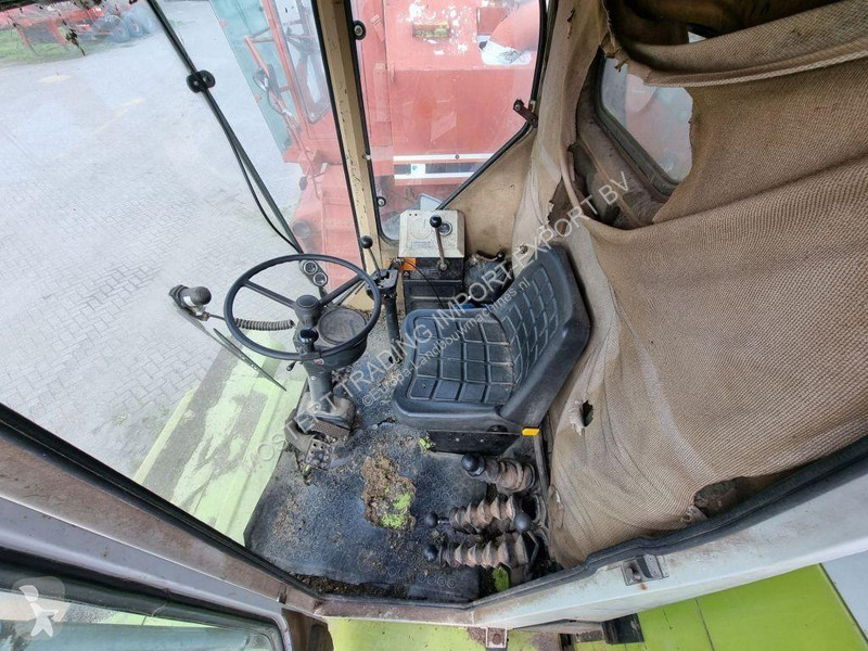 Moisson Claas Dominator 68s Claas Dominator 68S...