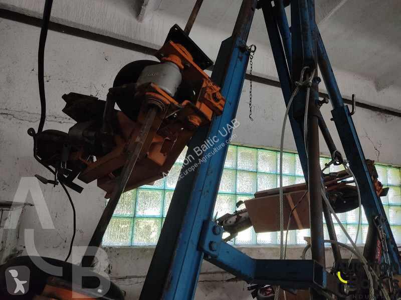 UD2000 seeder