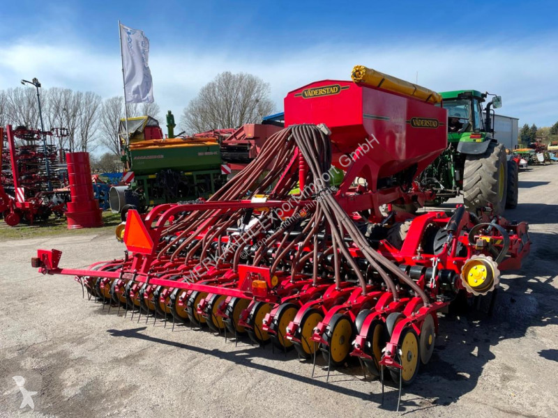 Väderstad  Spirit ST400S seeder
