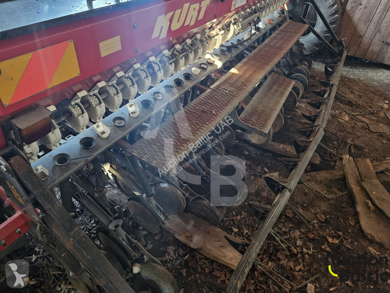 Seeder
