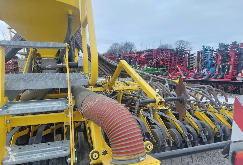 Såmaskine   Bednar Omega O6000 FL mit Alfa-Drill