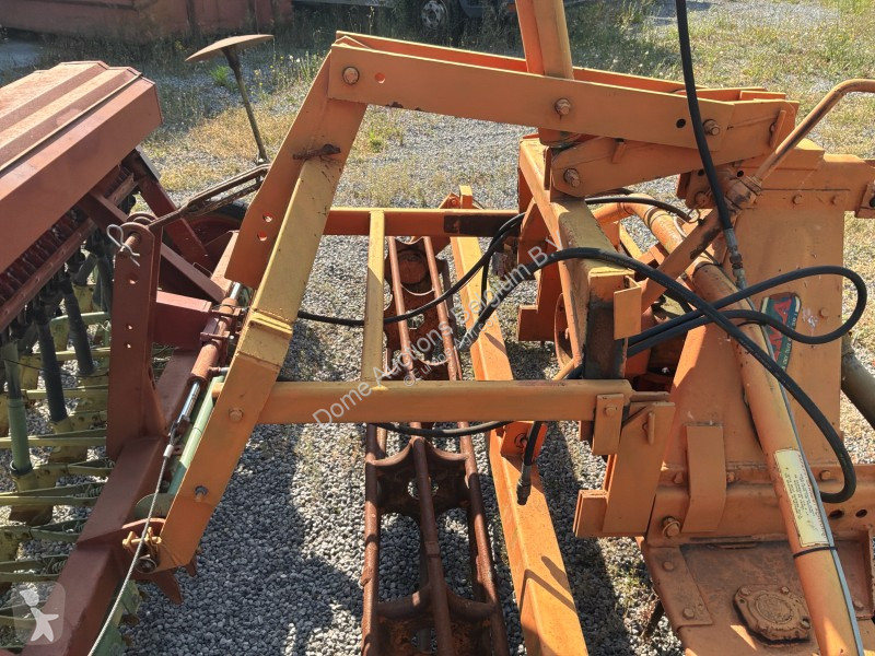 Seeder