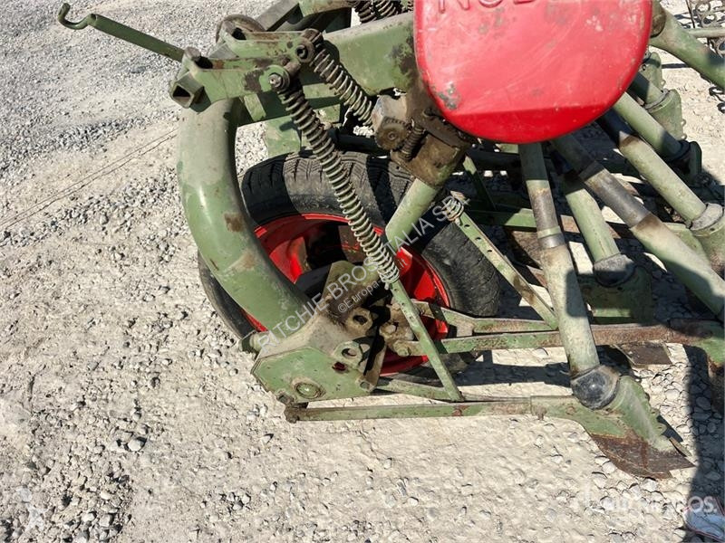 Semoir  CH250 Seeder