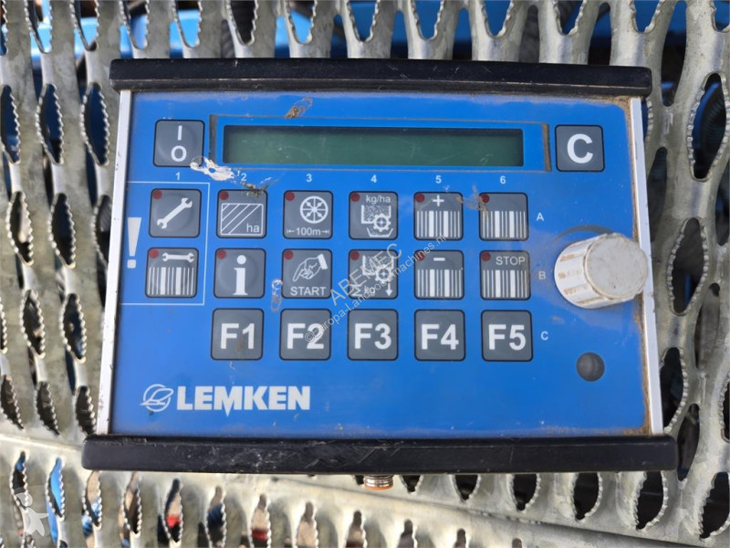 بذارة Lemken Zirkon 10/300 Solitair 8