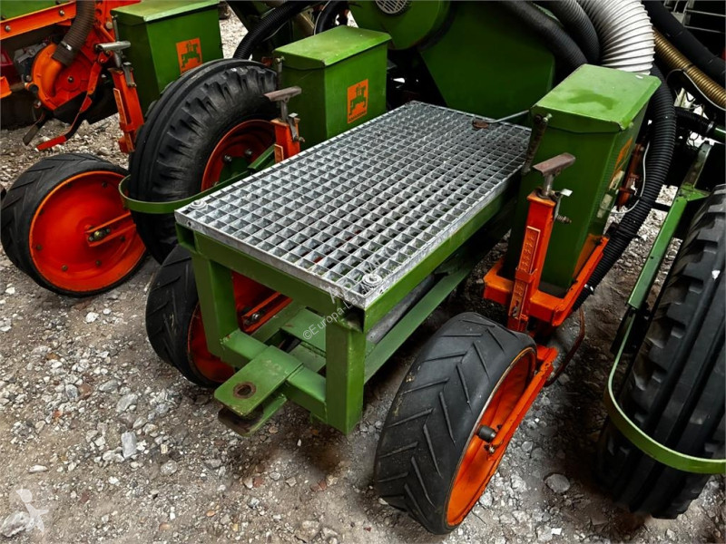 Såningsmaskin Amazone Airplanter ED 450-K