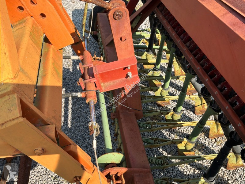 Seeder