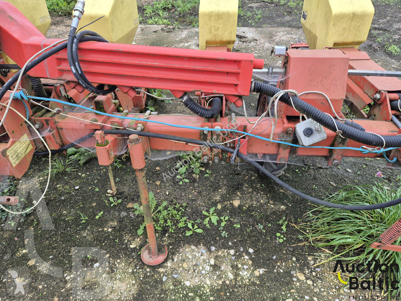 Sembradora Kverneland MX6