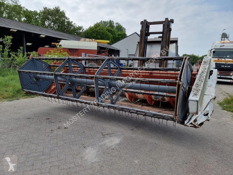 Skörd Laverda 3500 Laverda 3500 Combine 115HP...