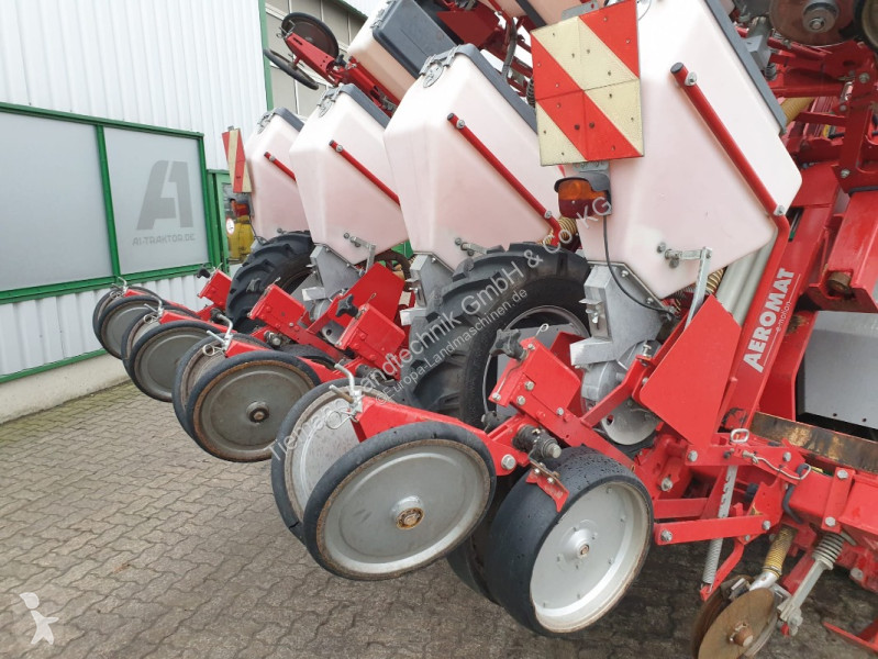 Sembradora Becker AEROMAT MAXI-LINE