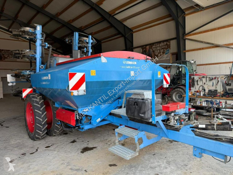 Semoir Lemken Azurit 9 mit Solitair 12SW