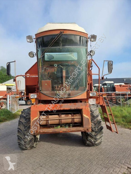 Laverda 3500 Laverda 3500 Combine Harvester...