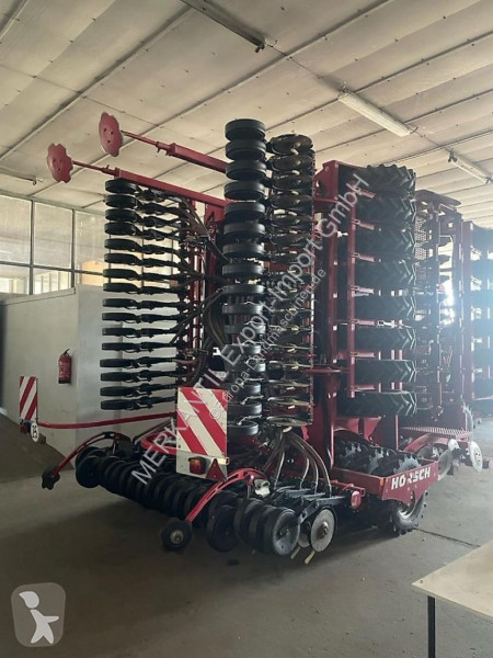 Horsch  Pronto 8 DC seeder