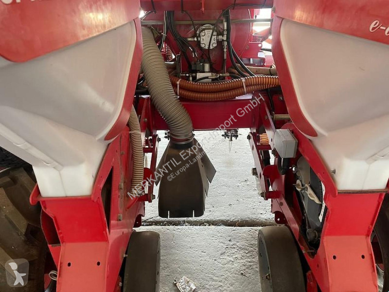 Kverneland  Optima HD E-Drive 8 Reihen  seeder