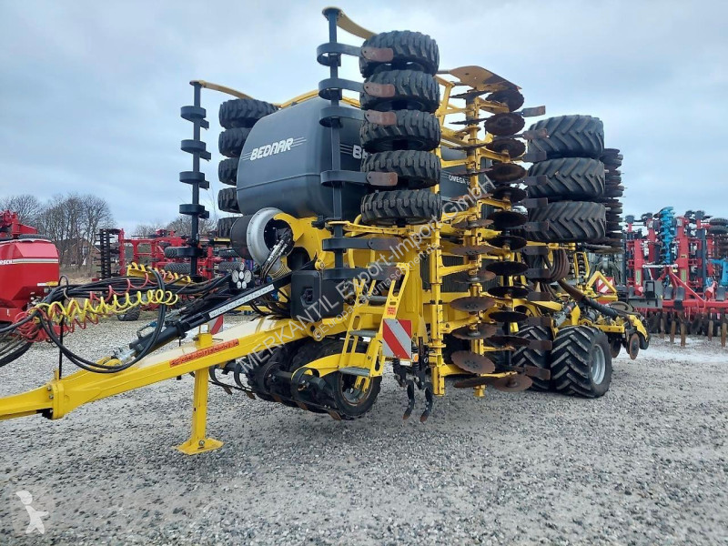 Såmaskine   Bednar Omega O6000 FL mit Alfa-Drill