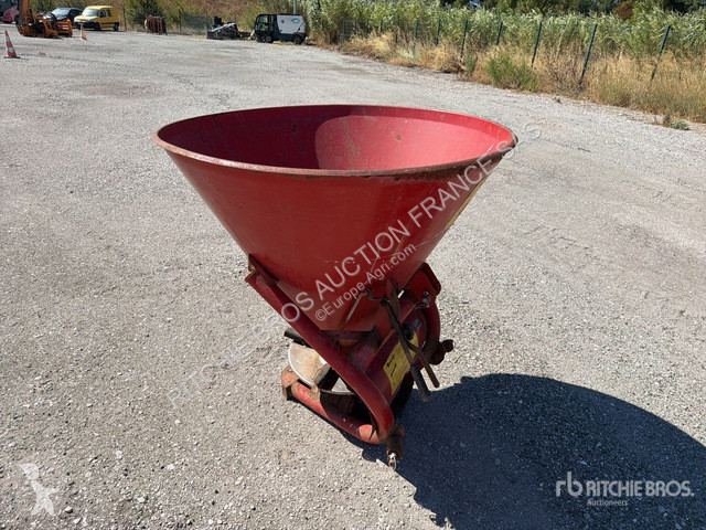 Pulverización Cosmo  500 Spreader P
