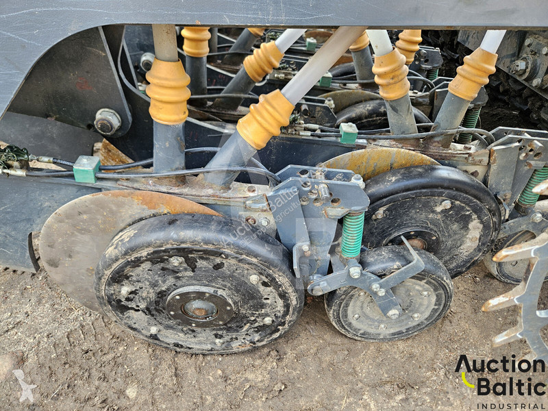 D400 Plus seeder