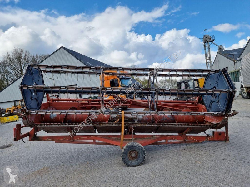 Skörd Laverda 3400 Laverda 3400 Combine...