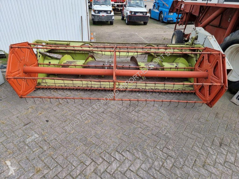 Moisson Claas Dominator 68s Claas Dominator 68S...