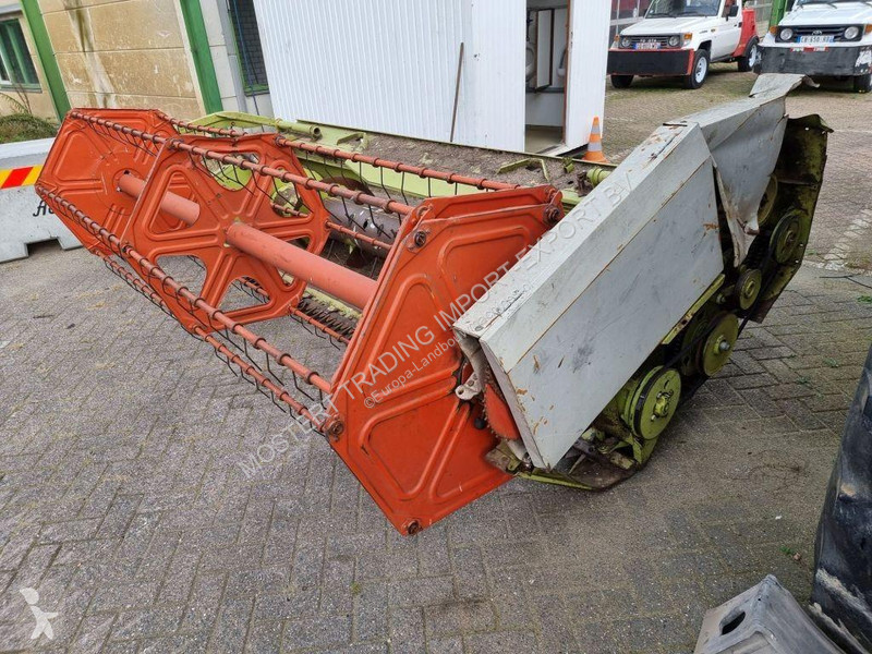 Moisson Claas Dominator 68s Claas Dominator 68S...