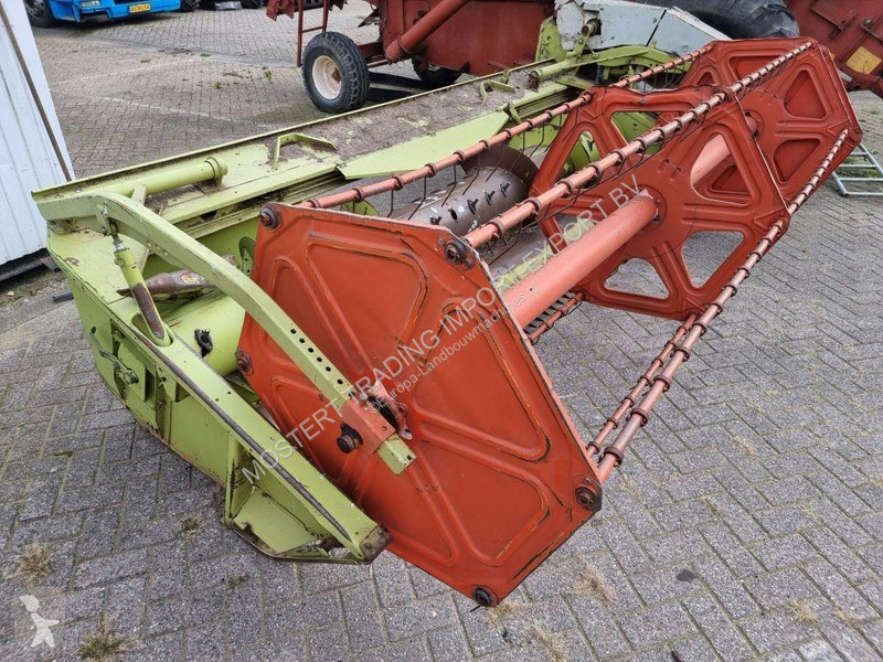 Moisson Claas Dominator 68s Claas Dominator 68S...