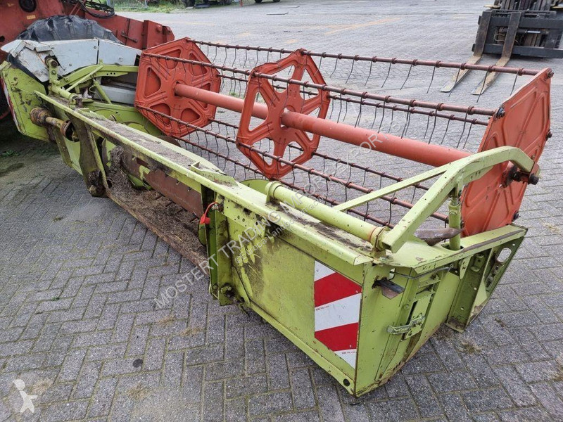 Moisson Claas Dominator 68s Claas Dominator 68S...