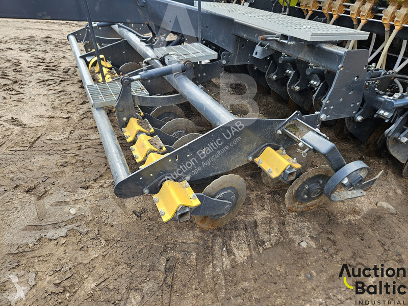 D400 Plus seeder