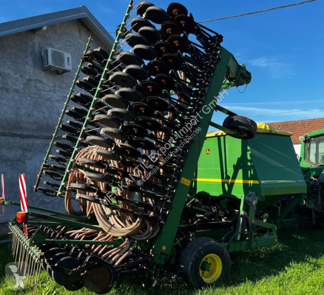Semoir John Deere 740A - 9 Meter