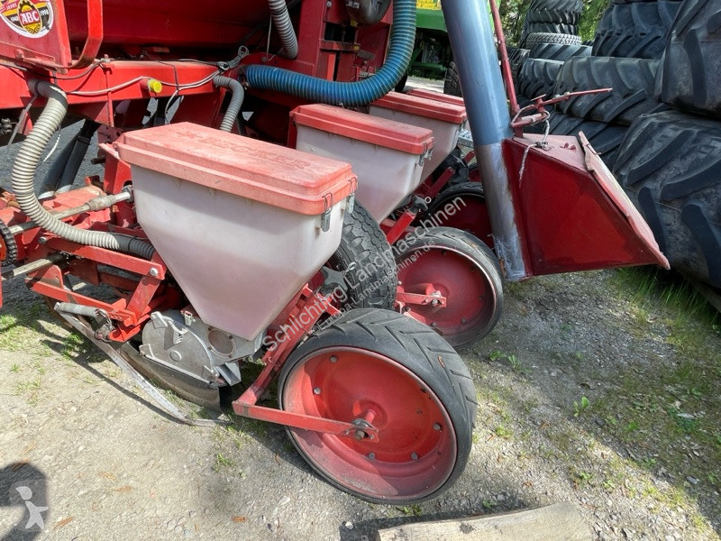 Sembradora Becker Aeromat 6HKPZ